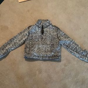 Garage fluffy pullover
